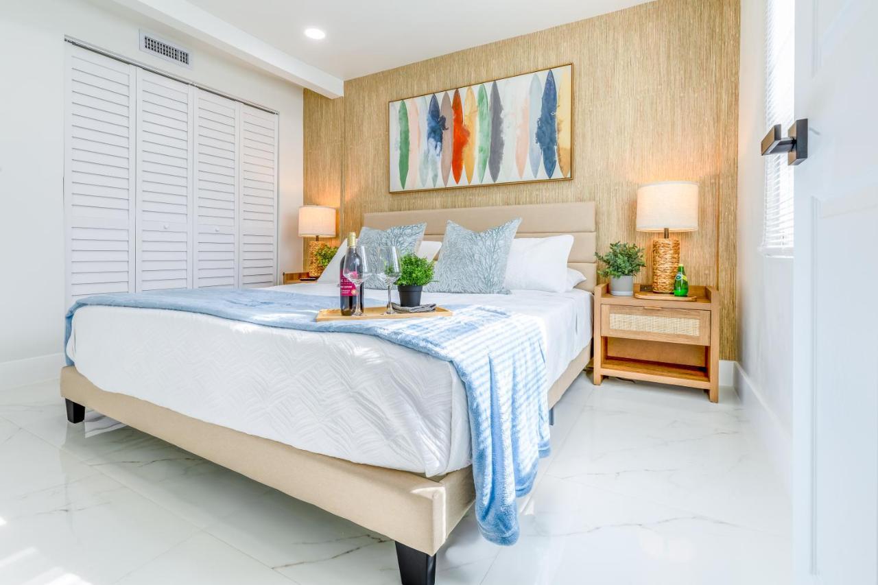 Serenity Lodge Condo Miami Luaran gambar